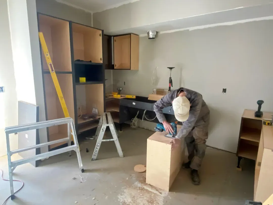 Zen Living kitchen and bath showroom featuring modern cabinets and countertops in Calgary, showcasing NKBA membership.