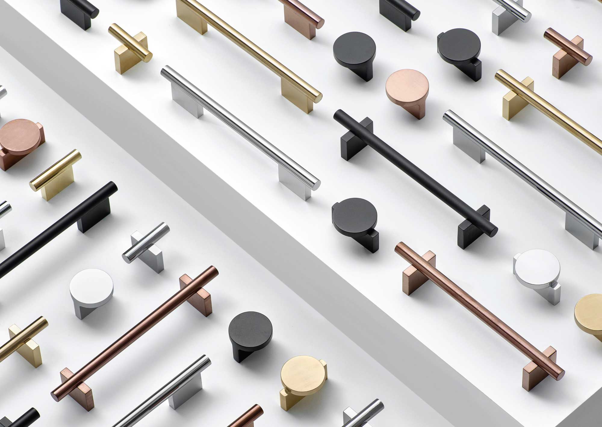 From Knobs to Pulls: 2023 Cabinet Hardware Trends