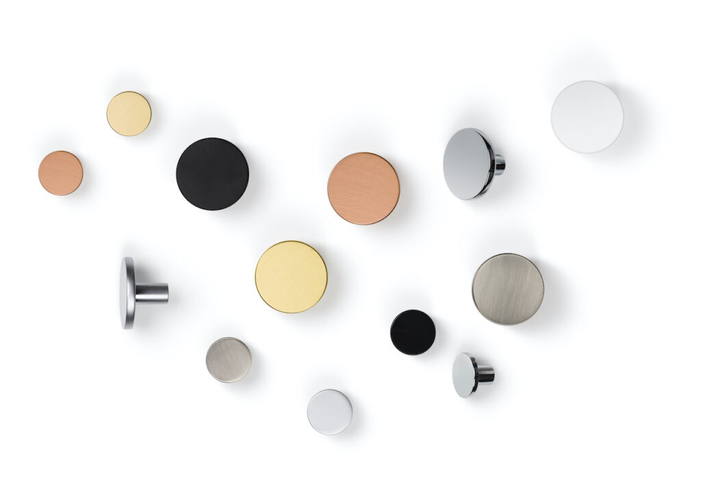 From Knobs to Pulls: 2023 Cabinet Hardware Trends 1 676295c12946b9dc61c69fe8 648addf99a41d5d78ba5f5cc Cabinet20knobs