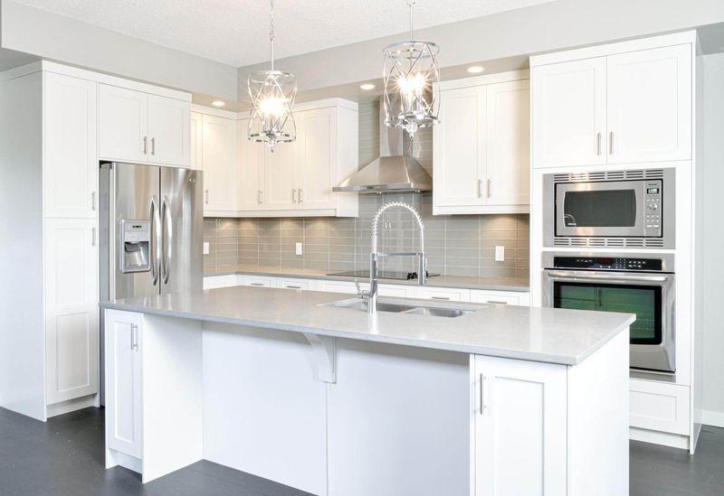 Small Kitchen Storage Solutions: Tips And Tricks 1 6797065f8928d32d236ec091 AD 4nXcKo1z JXrSNWec7Kkl1rK fmkasIIFrbrTz l90lnB5yeK