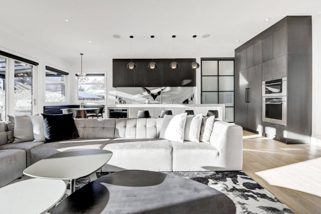 Mastering Two Tone Kitchen Cabinets : Your 2024 Handbook 1 679b1a6b2faf927984c1e852 6492d05a24b2dcca83c37068 Home20Calgary