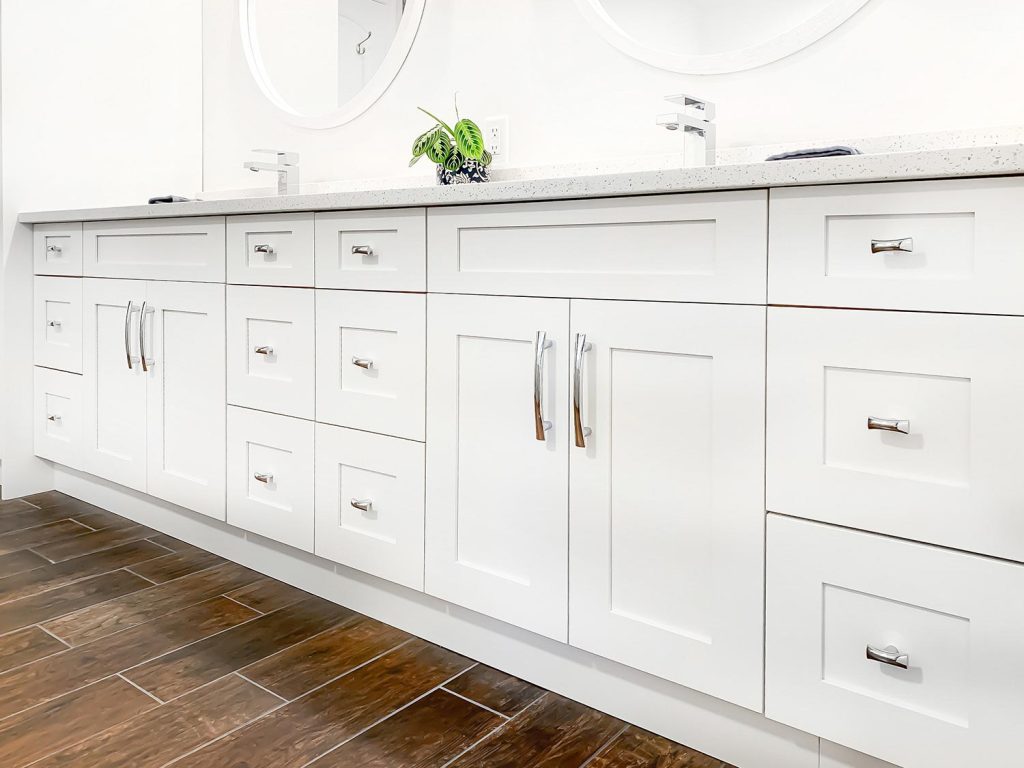 679b2928ce202ec143667ea1 63aeaa7aa114f45649fe8570 Install vanities