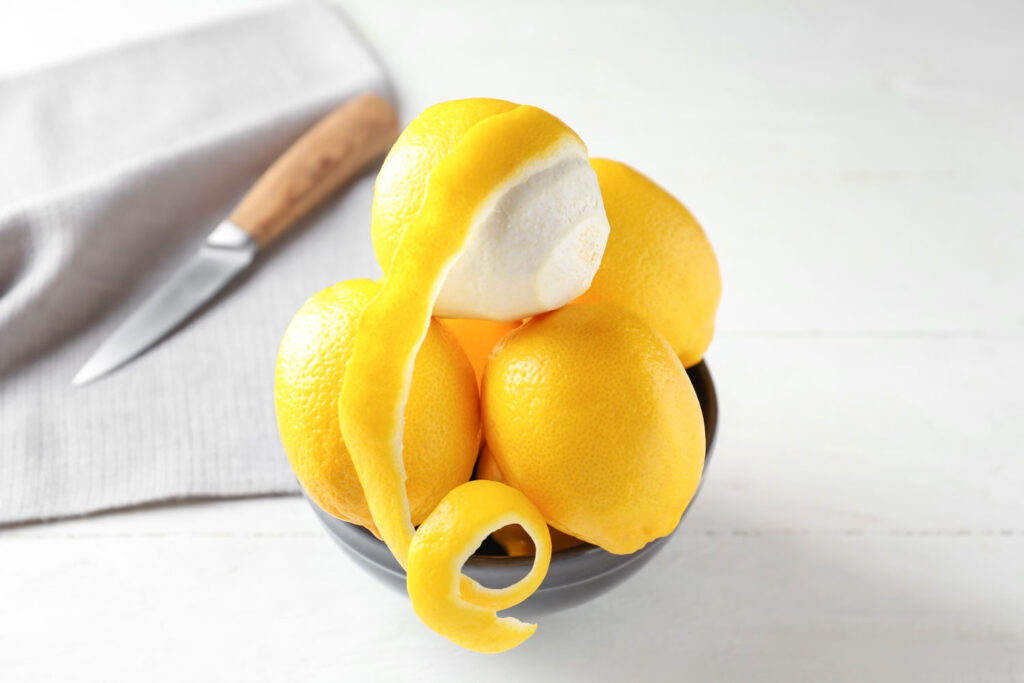 679b359003dcbf0f7e9cb7df 62a9c9c2ac319fe881d84fac lemon peel