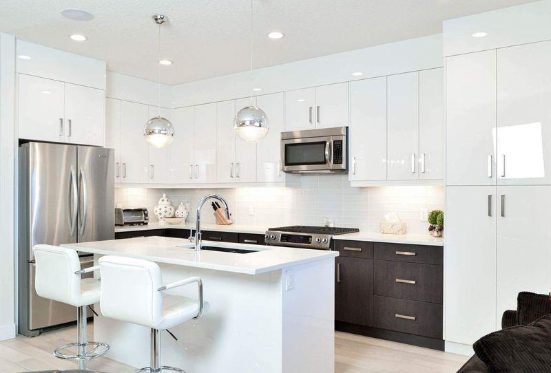 How To Use Kitchen Cabinet Lighting To Enhance Your Space 4 Kitchen with Backlighting