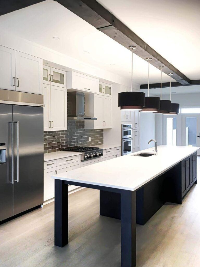 How to Choose the Best Open-Concept Cabinet Layout 1 Modern kitchen with sleek design.